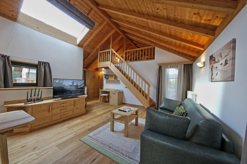 La Bercia Alpine Lodge & Spa La Villa  Extérieur photo